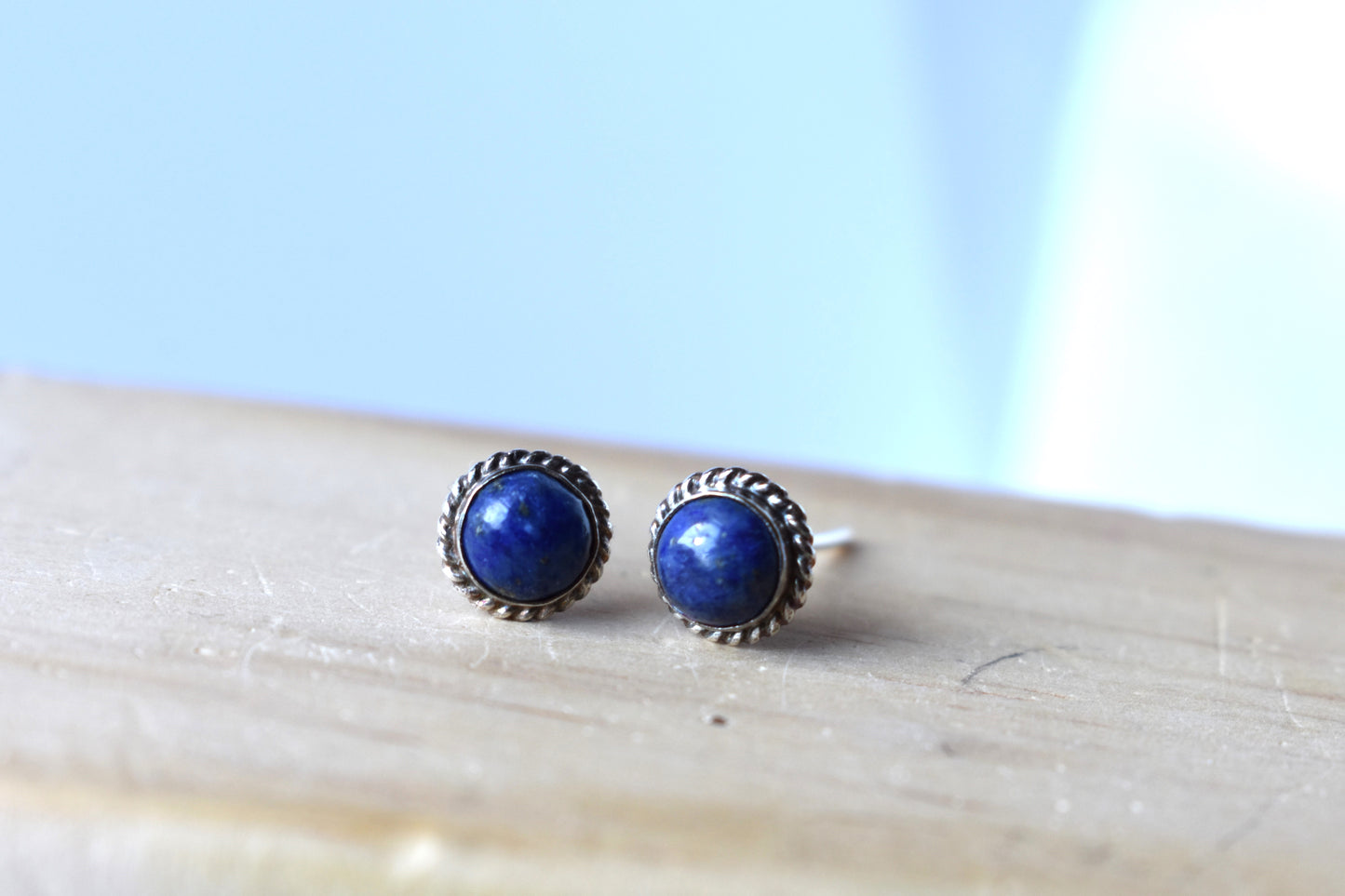 HIBO STUDS