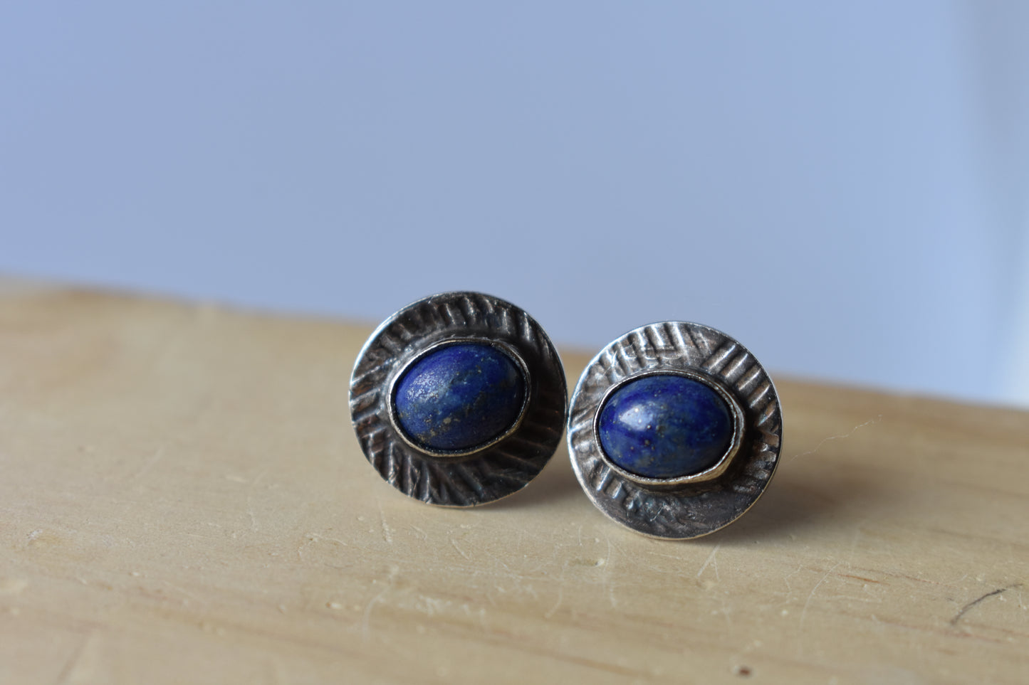 HIBO STUDS